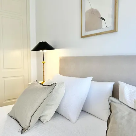 Appartement Rs 12 Luxury Center Of - Eaw Homes *