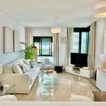 Rs 12 Luxury Center Of - Eaw Homes Μαρμπέλλα