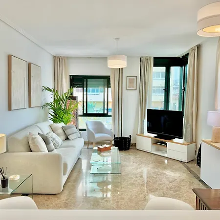 Rs 12 Luxury Center Of - Eaw Homes Μαρμπέλλα