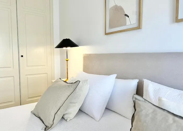 Appartement Rs 12 Luxury Center Of - Eaw Homes *