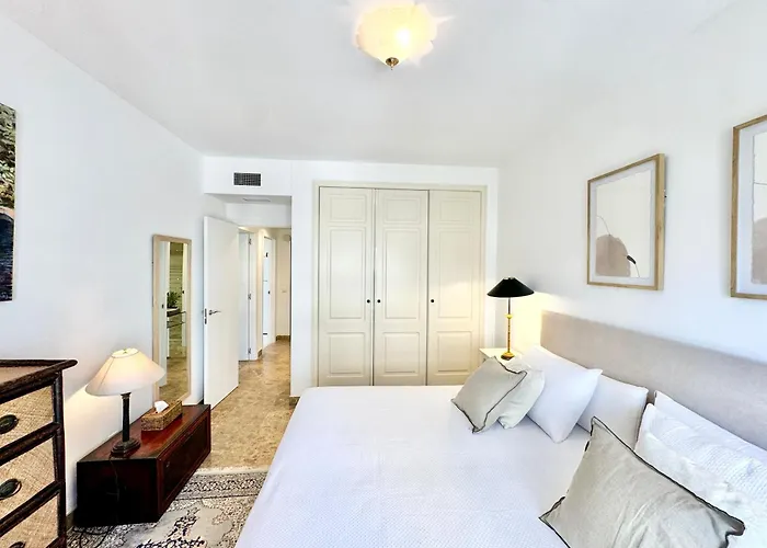 Rs 12 Luxury Center Of - Eaw Homes