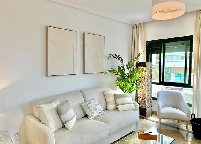 Rs 12 Luxury Center Of - Eaw Homes Apartment Marbella